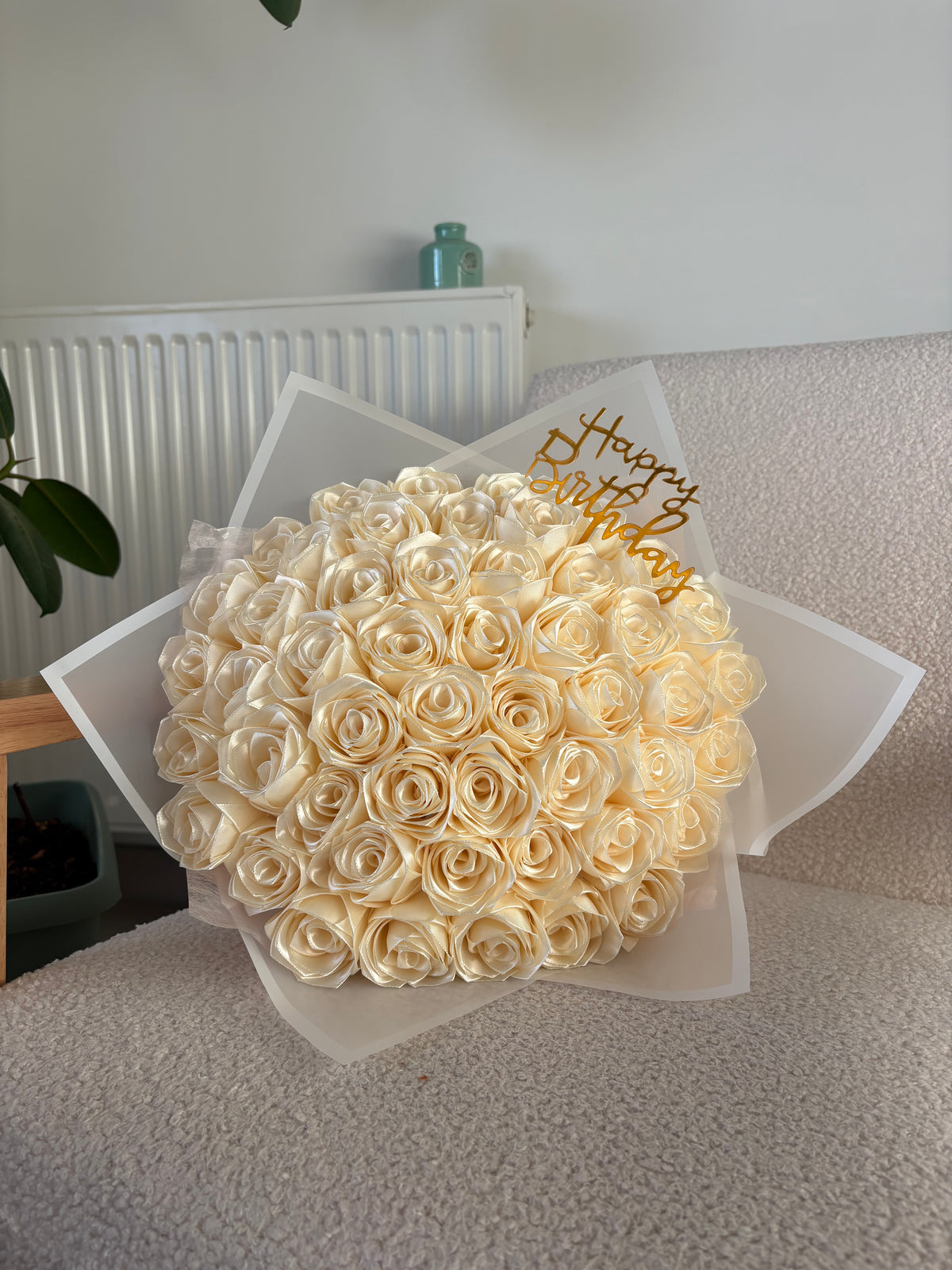 Bouquet de 50 Roses en Satin pour Anniversaire