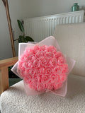 Bouquet de 30 Roses en Satin