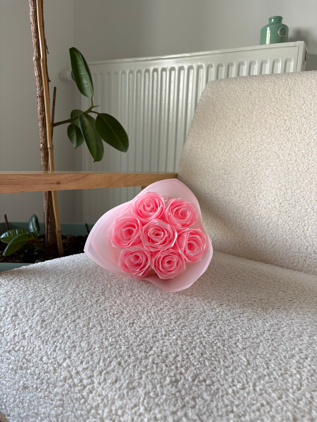 Bouquet de 7 Roses en Satin